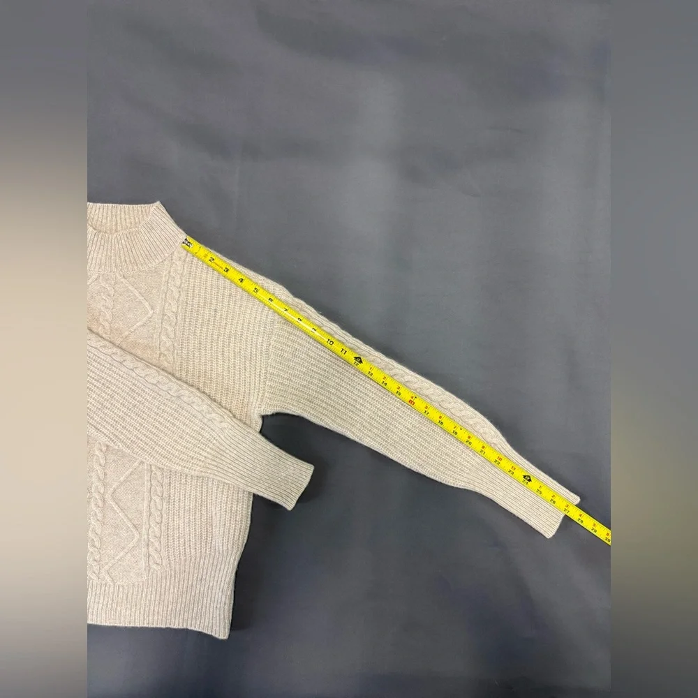 Cynthia Rowley 2-Ply Cashmere Cable
Knit  women Sweater Size M - Picture 9 of 9